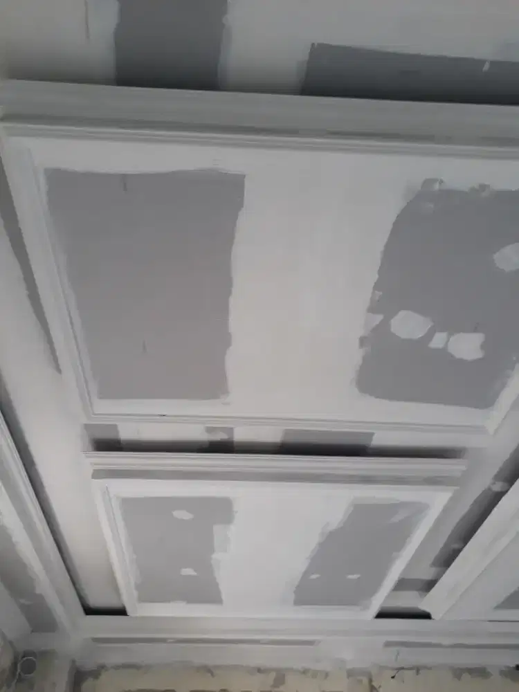 Tukang Pasang Plafon dan Partisi Gypsum. Kontraktor Bangun Rumah Mewah