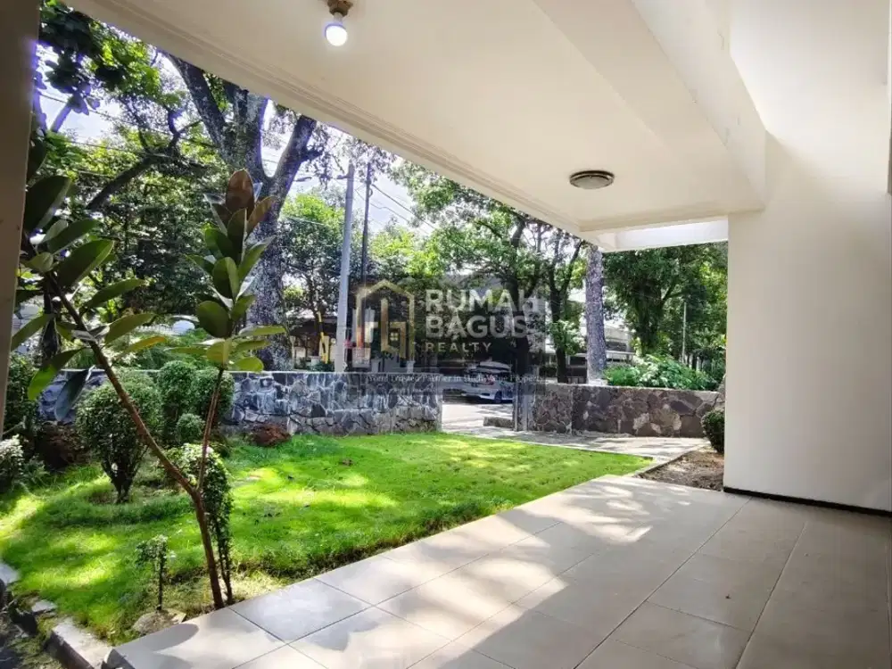 Istimewa Jarang Ada Rumah di Jantung Kota Sayap Riau Re. Martadinata Bandung