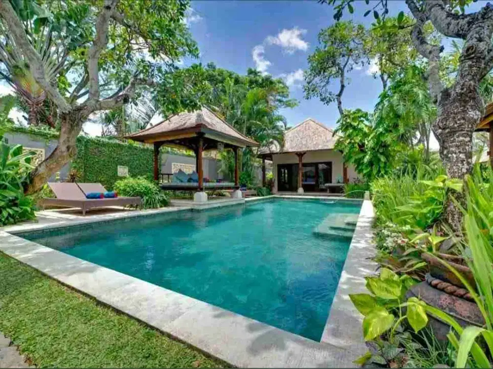 villa mewah pantai batu bolong Canggu bali