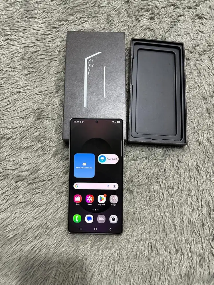 Samsung S25 Ultra 12/256gb Sein Mulus Fullset Ori