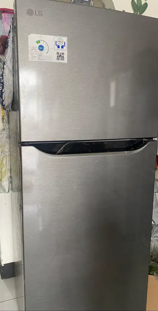 ￼LG Kulkas 2 Pintu 202L / 187L Crisper