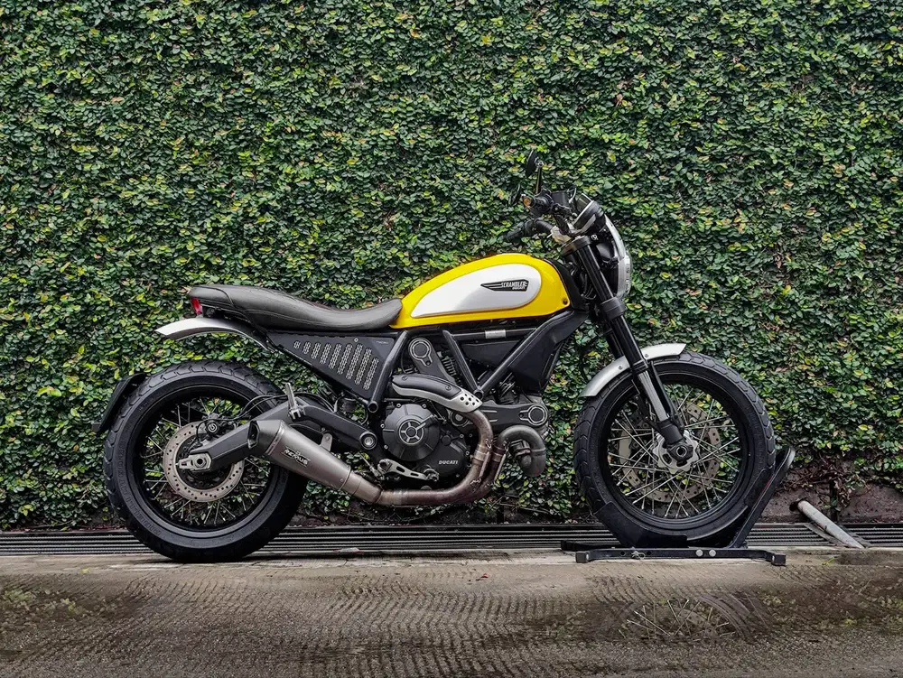 Ducati Scrambler 800 2016 TT FP Low Odo Like New