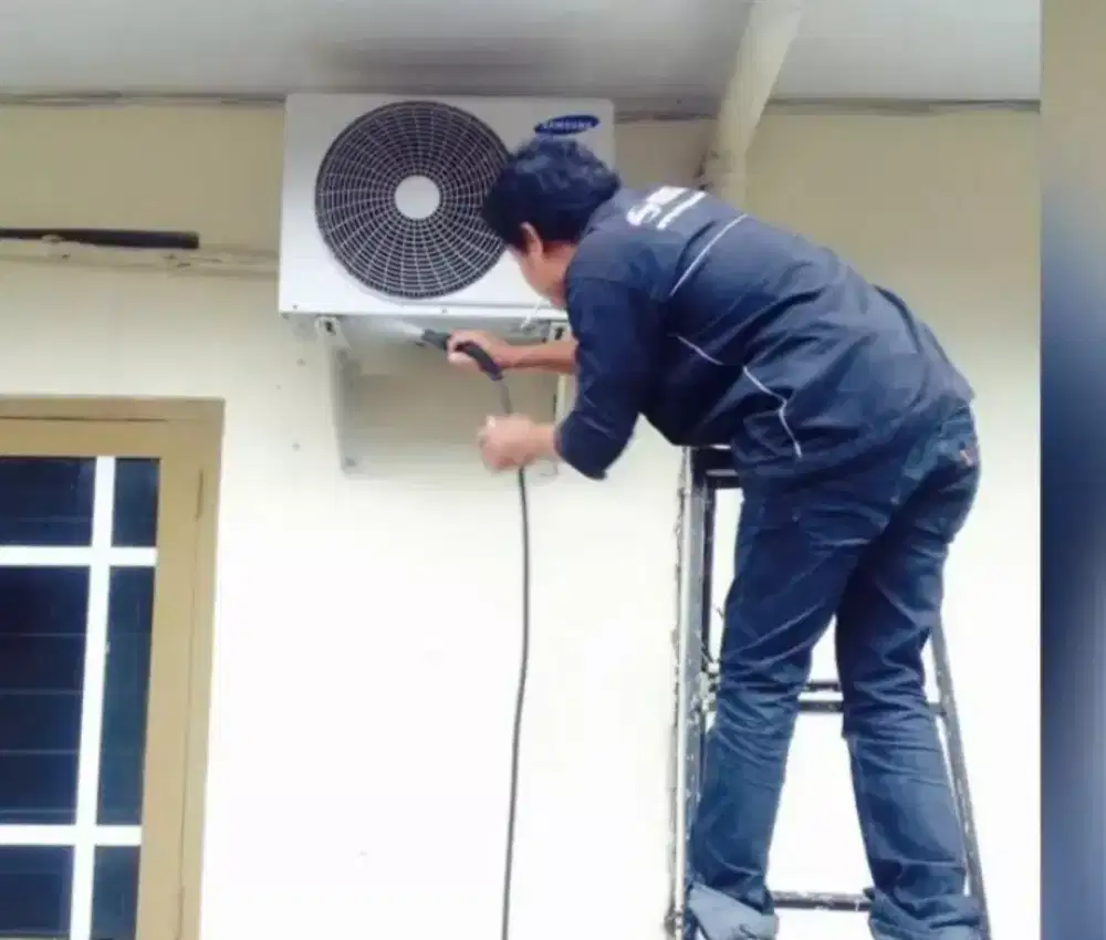 Servis Kulkas AC Mesin Cuci Panggilan Bergaransi