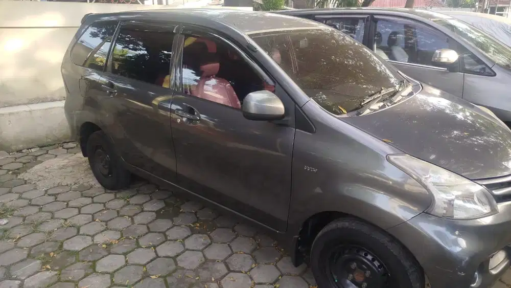 Toyota Avanza 2012 Bensin