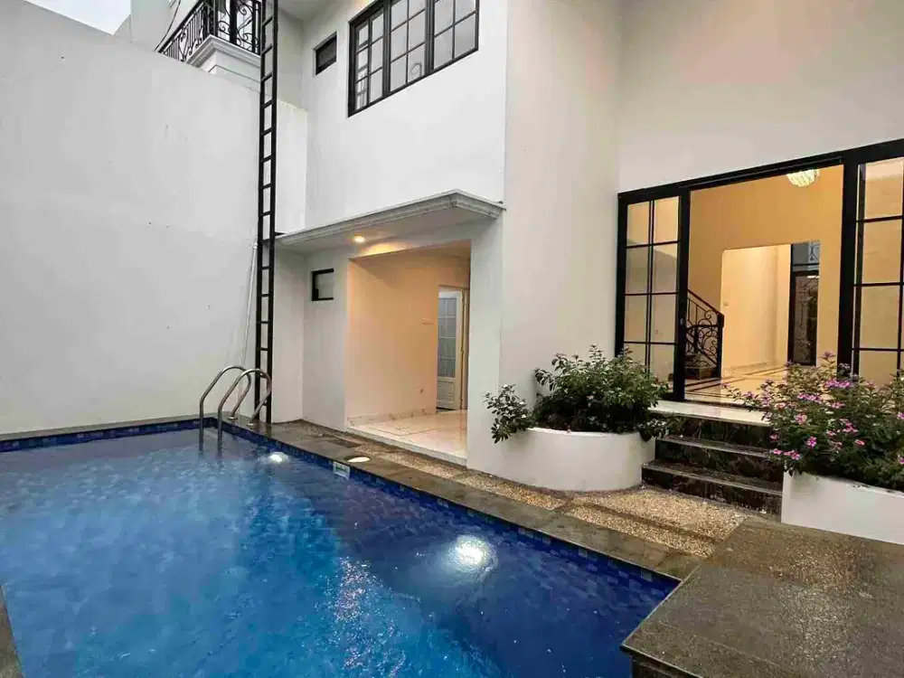 Rumah mewah area ragunan dekat cilandak KKO
