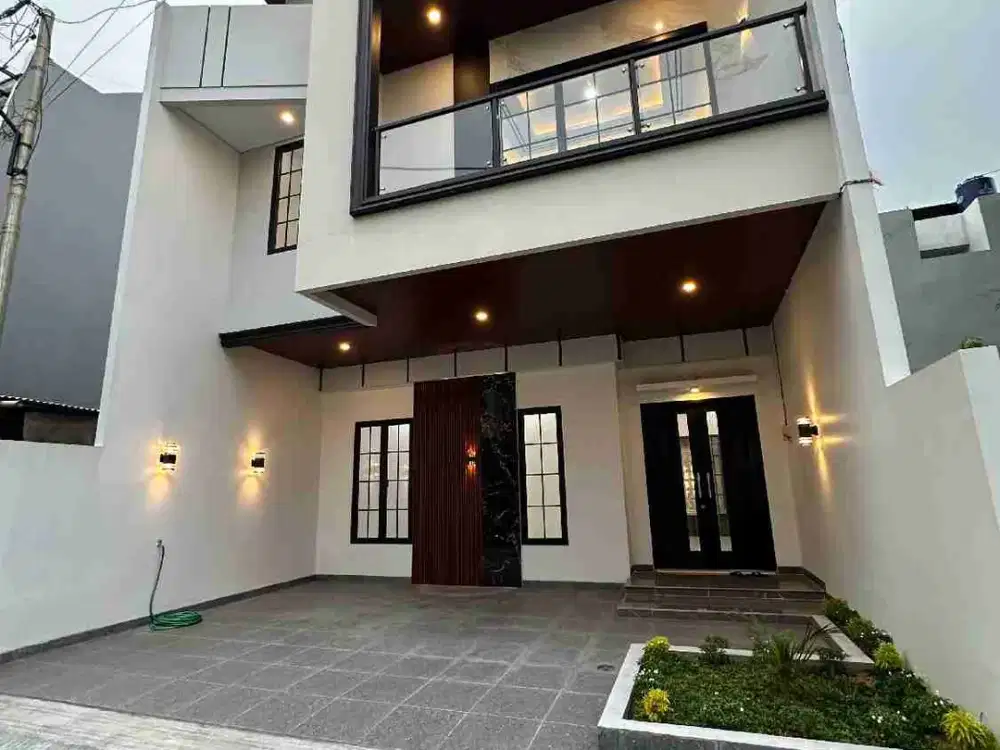 Rumah dekat exit tol dalam cluster jakarta selatan