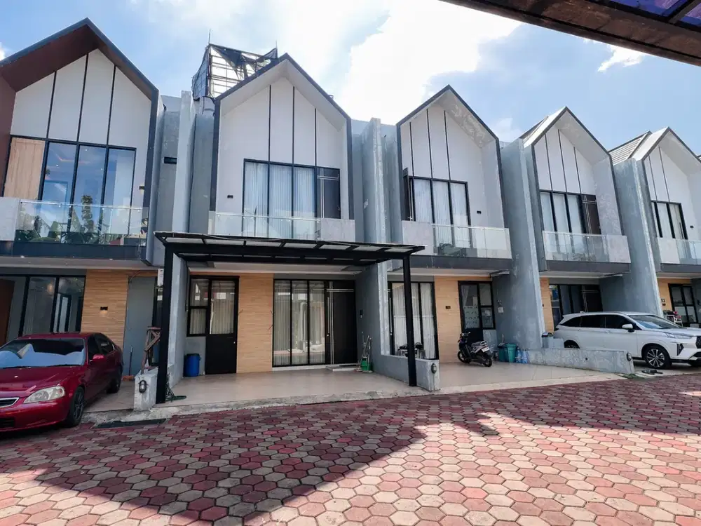Rumah Cluster Eksklusif Gaya Scandynavian Ada Private Pool di Cipedak, Jakarta Selatan