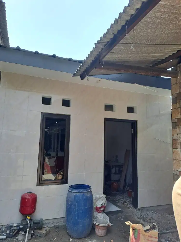 disewakan rumah dekat stasiun