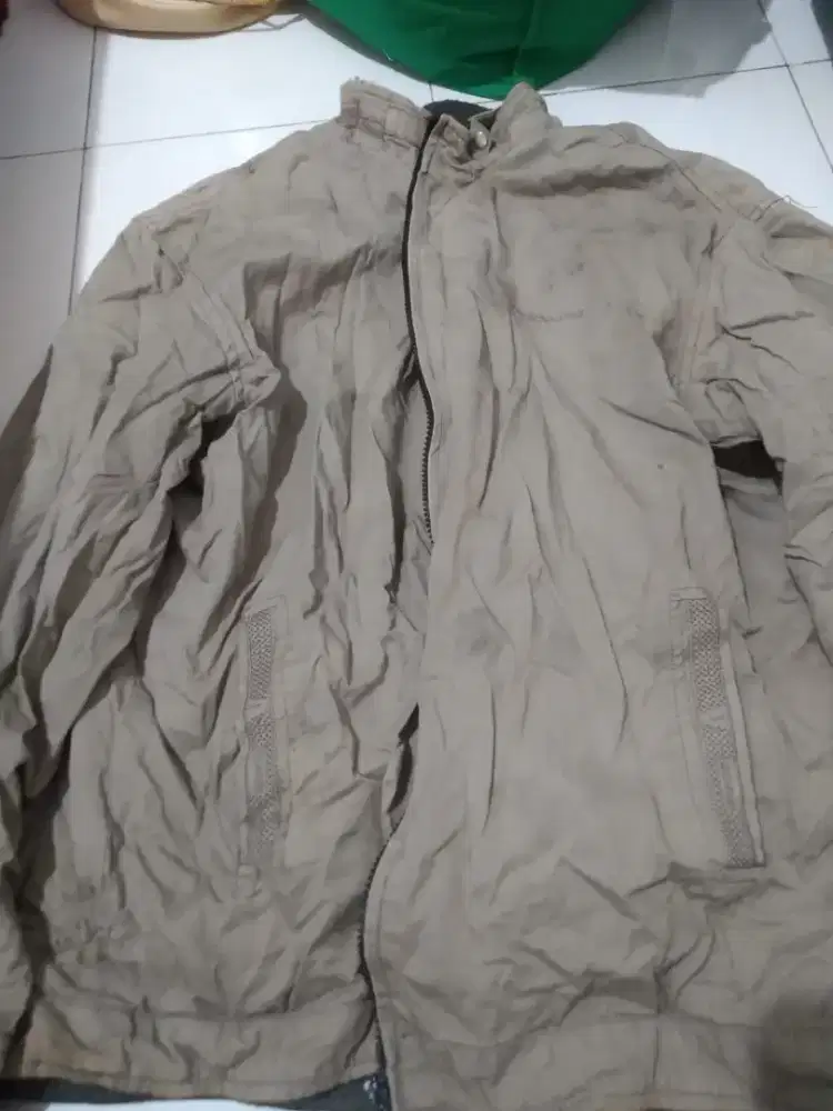 Jaket coklat bolak balik (2 sisi)