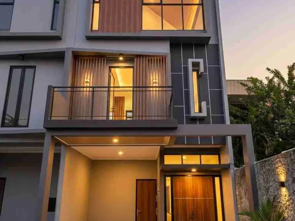 Rumah 1 M an pinggir jalan akses utama  jakarta selatan jagakarsa