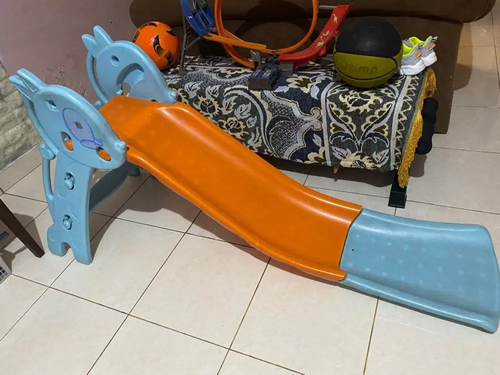 Seluncuran anak Balita