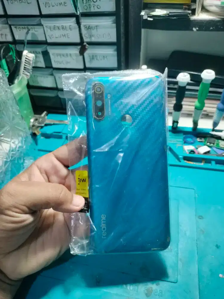 Backdoor realme c3