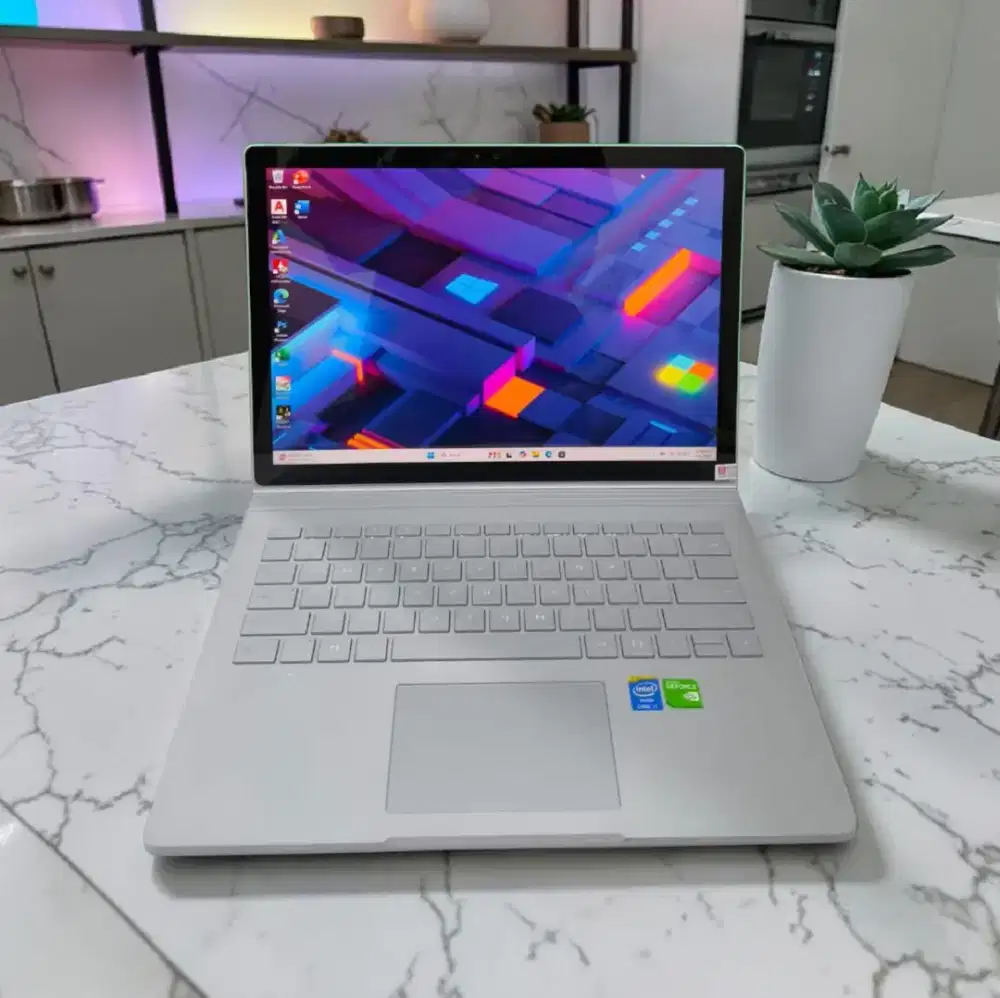 [NVIDIA] Laptop Slim Design Gaming Surface Core i7 Ram 16Gb/Ssd 512Gb!