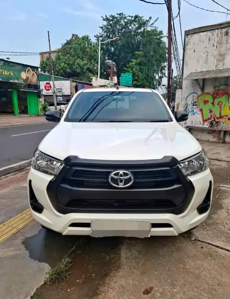 2022 Toyota Hilux double kabin 4x4 manual