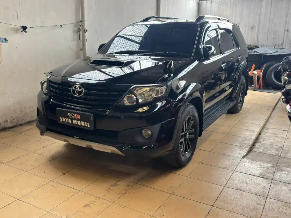 TOYOTA FORTUNER G 2.5 TRD M/T, 2013