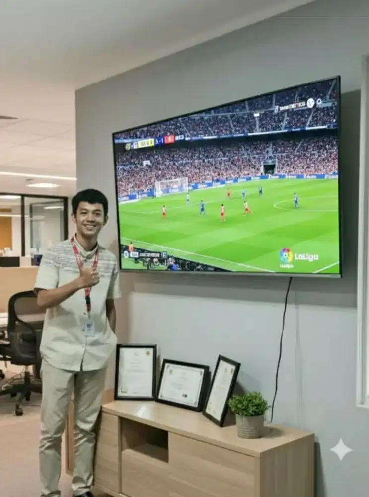 Bracket tv/briket tv/braket tv/breket tv/gantungan tv