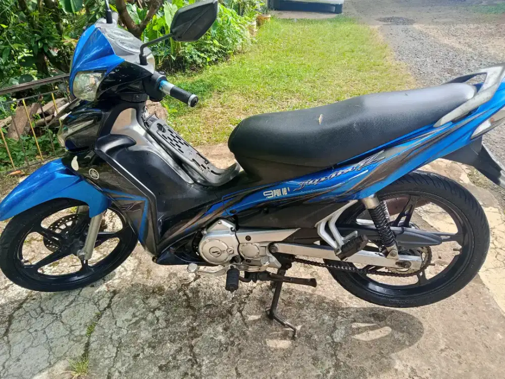 Di Jual motor Jupiter Z Robot Tahun 2010