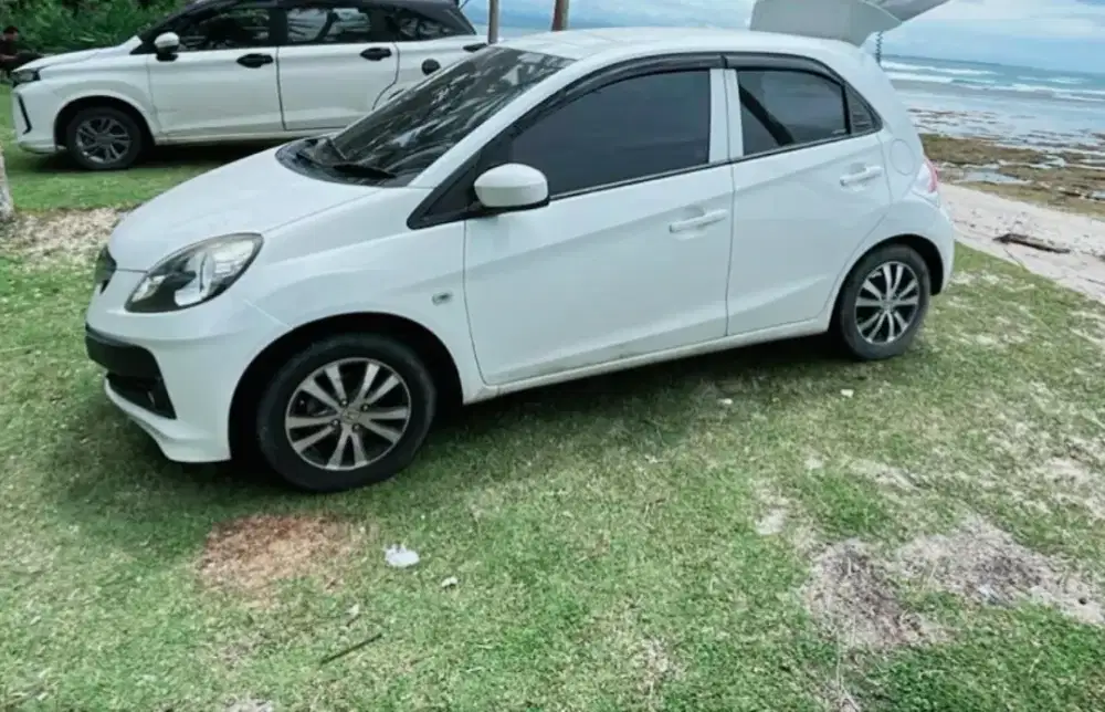 Dijual cepat honda Brio