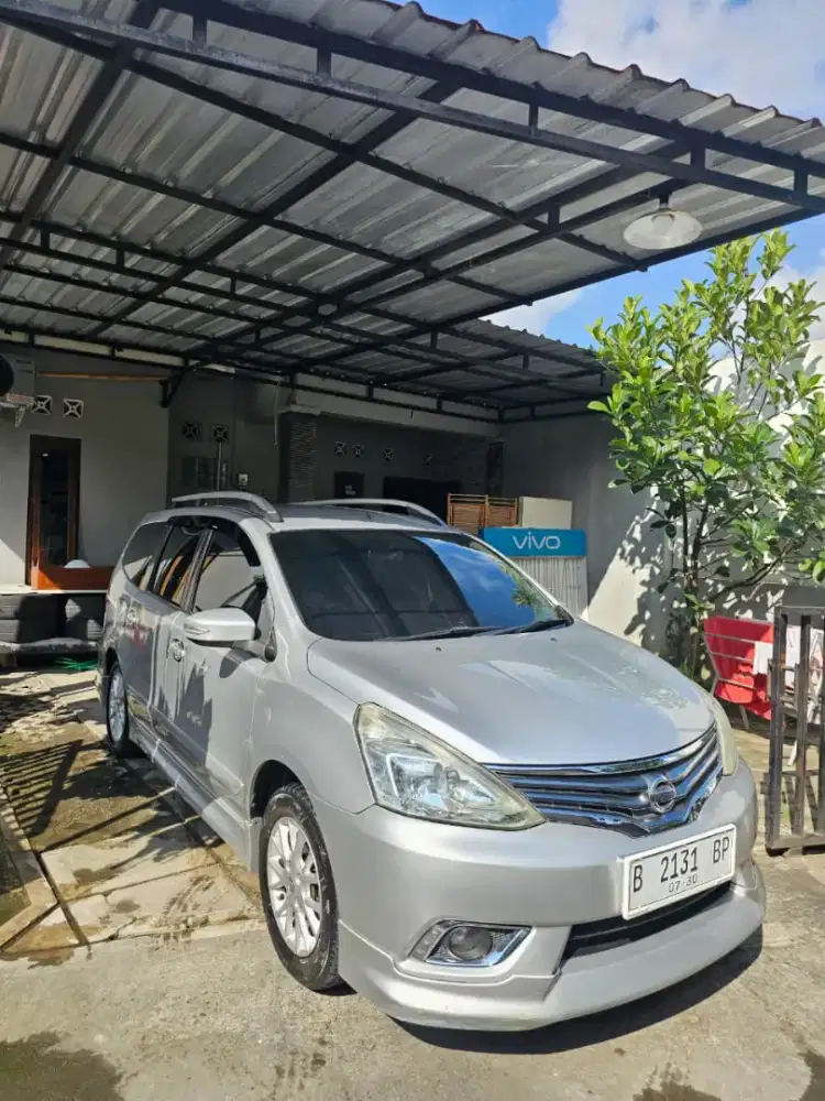 Nissan Grand Livina HWS AT 1.5 Th 2014