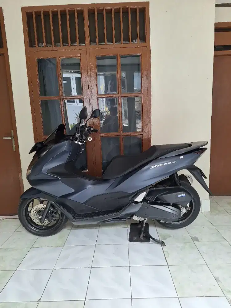 Honda PCX tahun 2024