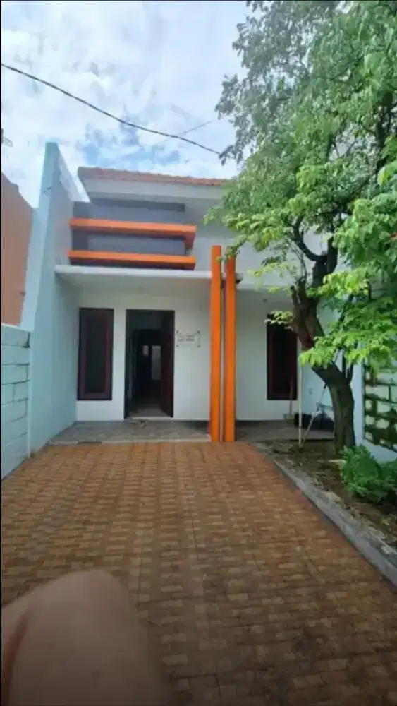 Disewakan Rumah Second Siap pakai di Area Dekat Kapas Krampung, Sby