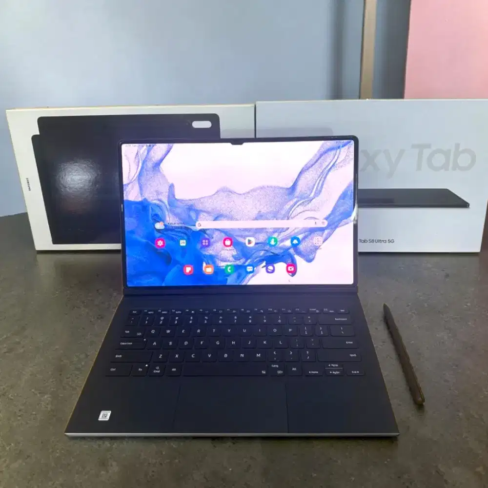 Samsung Tab S8 Ultra 5G lengkap + keyboard dan Spen
