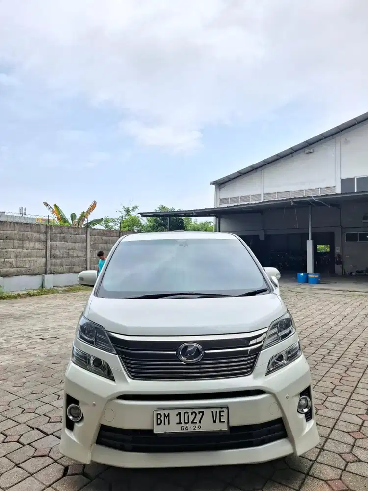 Vellfire 2014 ZG premium matic. Km 72rb