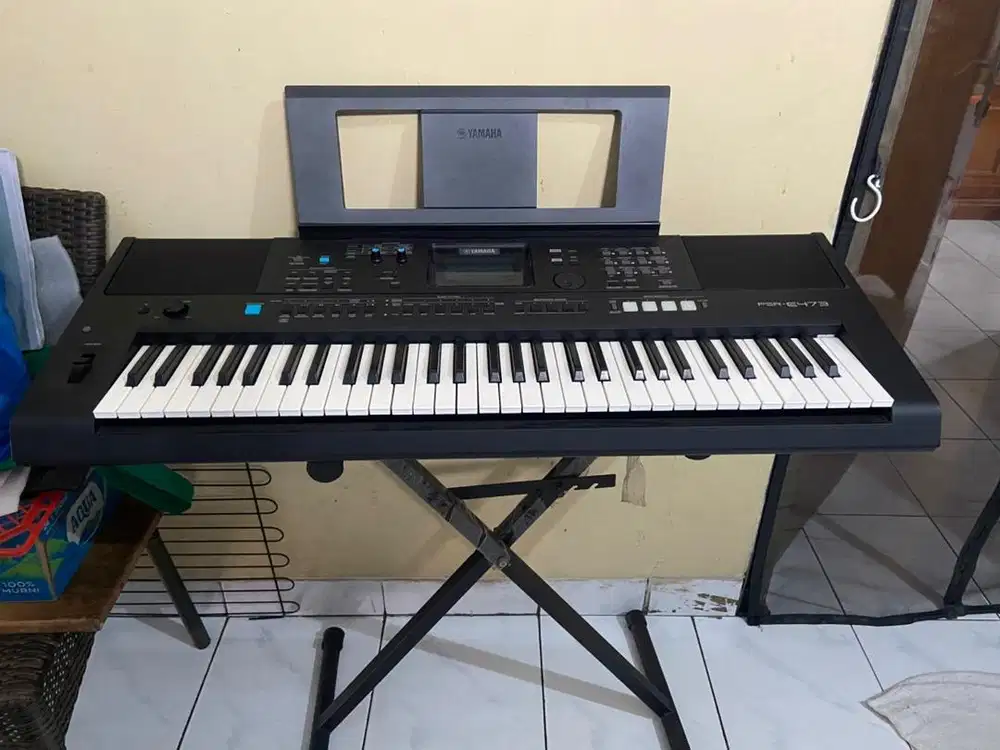 Keyboard yamaha PSR E473