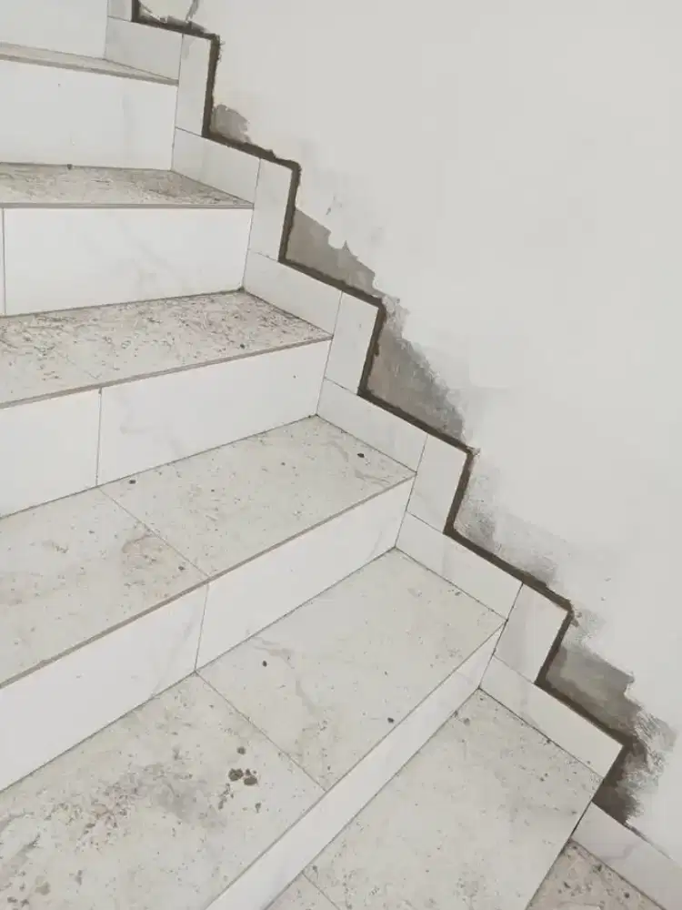 Saya tukang kali ada butuh tukang untuk bocoran keramik dan dll