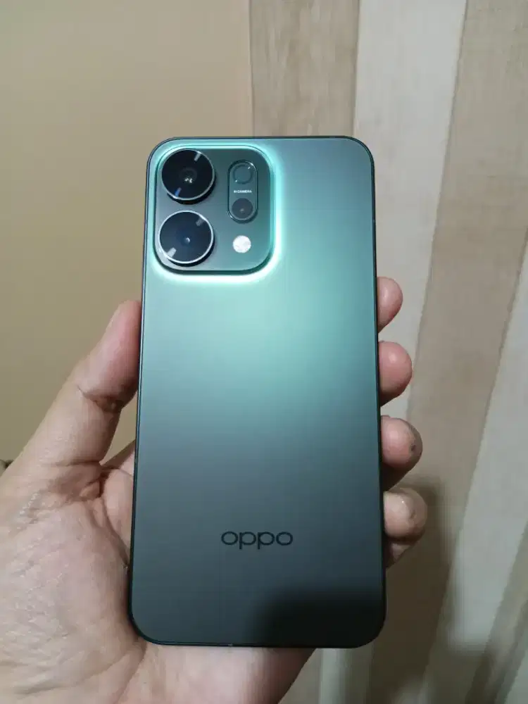 Oppo reno 14 5G 12/256 tt bisa