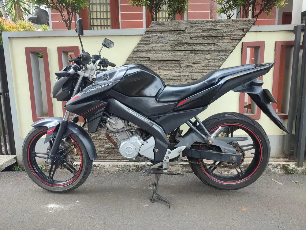 FOR SALE VIXION KS TAHUN 2014