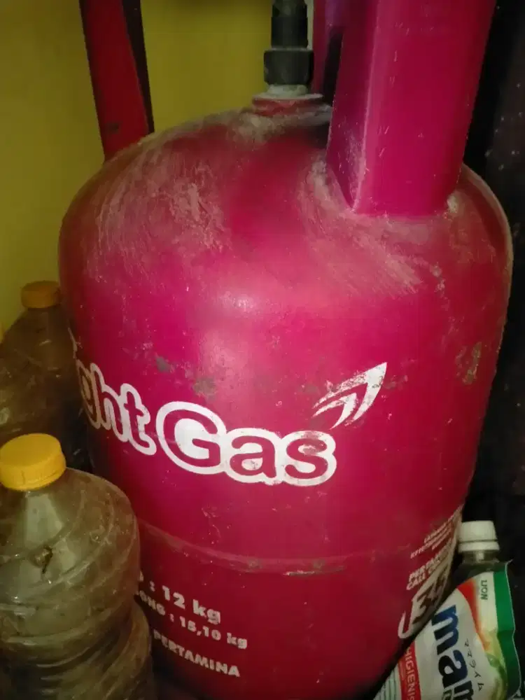 Tabung elpiji kosong 12 kg
