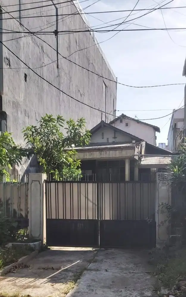 Dijual Rumah Lama Jl. Menur Surabaya