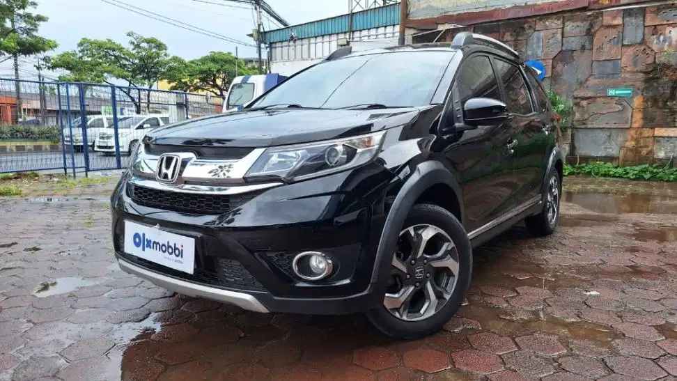 DP MURAH Honda BR-V 1.5 E Bensin-AT 2018 C2GDT