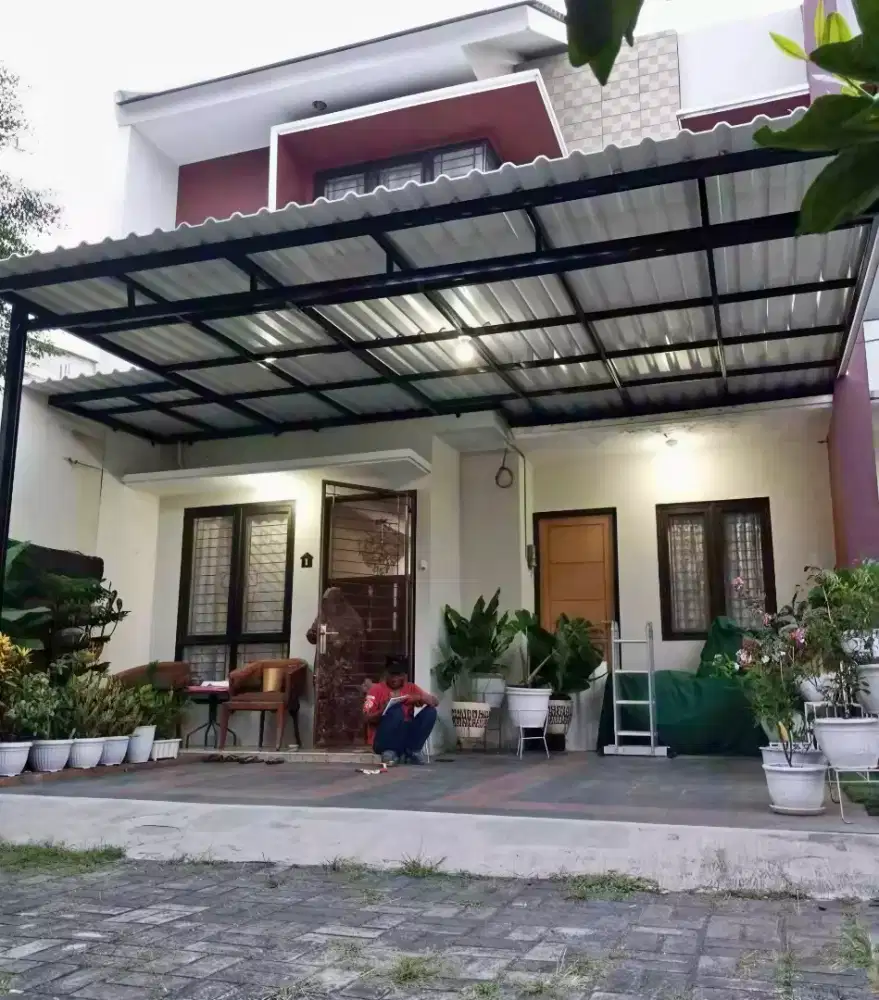 Kanopi minimalis baja ringan