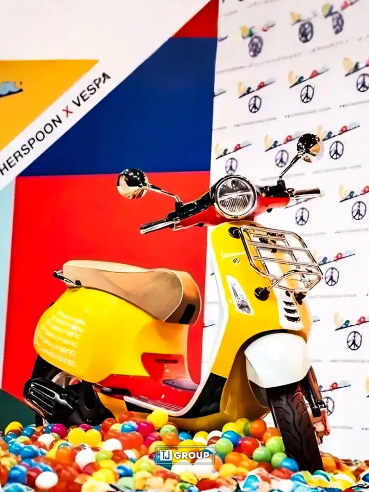 FOR SALE!! Vespa Primavera X Sean Wotherspoon 2020