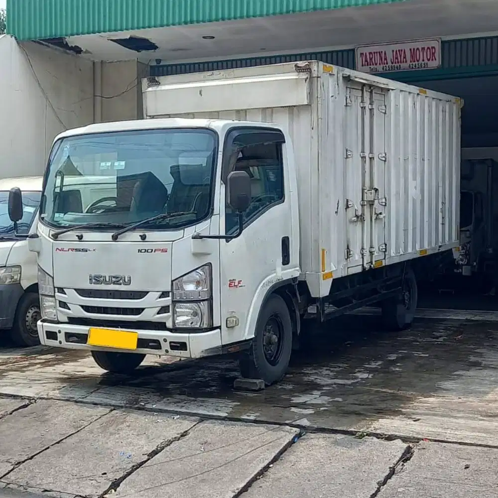 Isuzu Elf NLR55 LX 4 Roda Box Long Chasis Tahun 2018