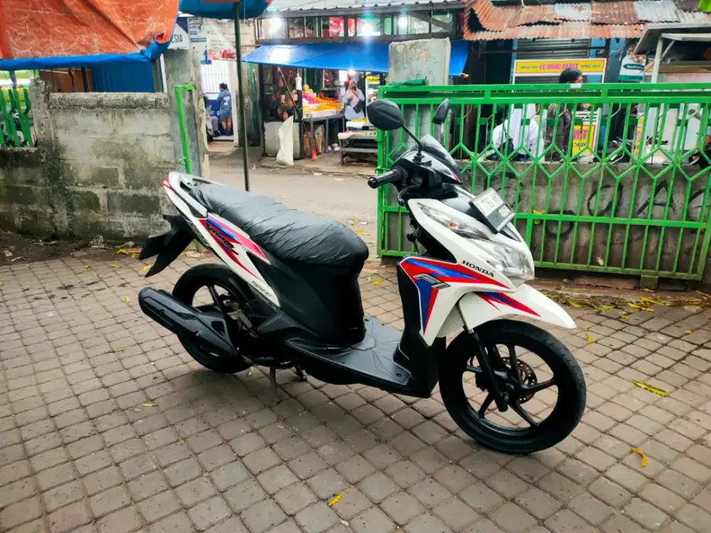 Honda Vario KZR 125 PGM-FI Tahun 2013