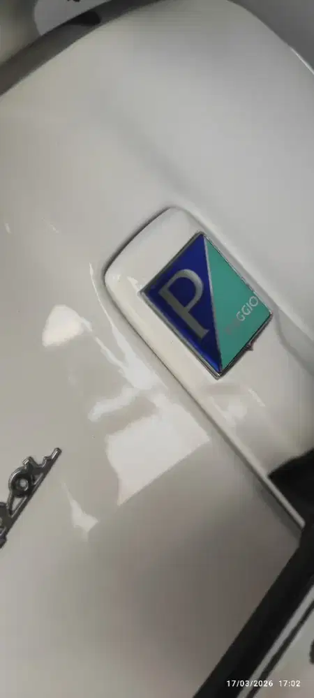 Assalamualaikum tuan dan ny.piaggio 2014 mulus bgat