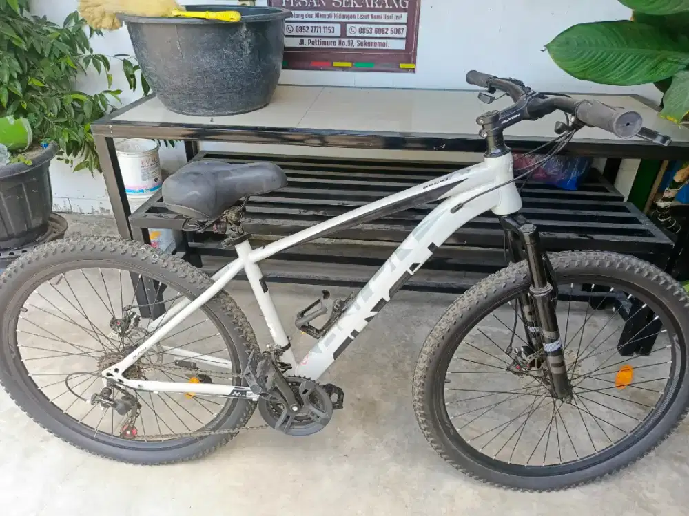 Sepeda gunung MTB ALTON BEAST 27,5 Alloy