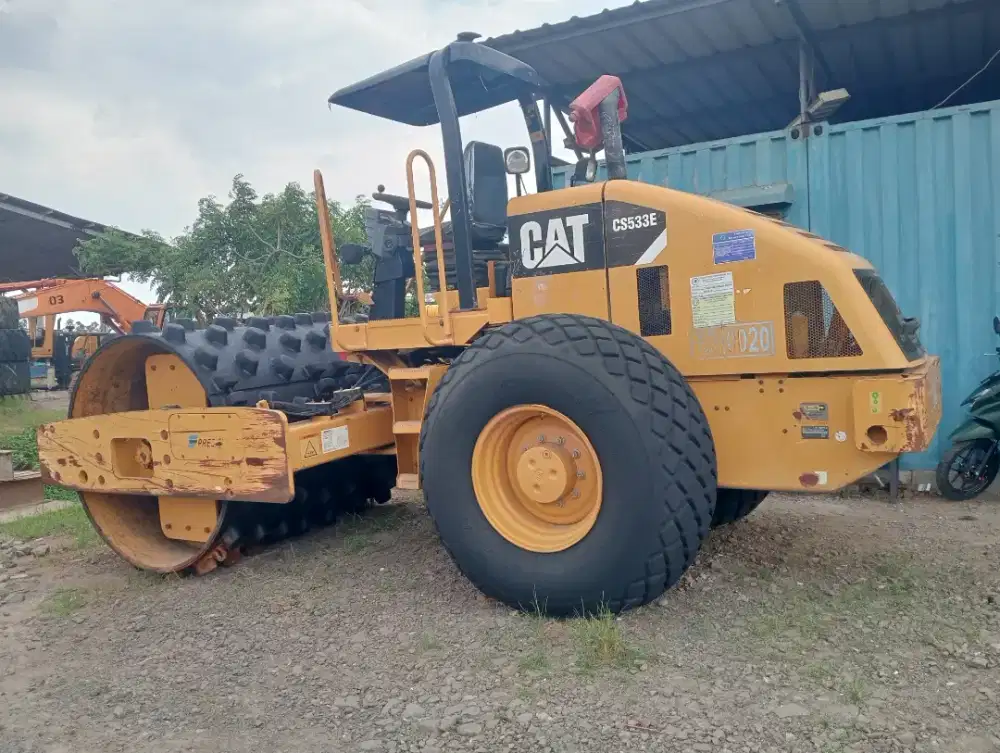 JUAL VIBRO COMPACTOR 2019 CATERPILLAR CS533E SHEEPFOOD