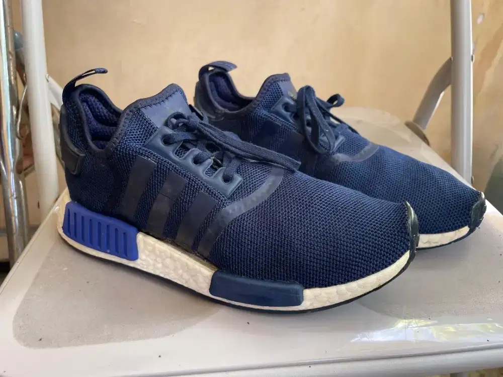 Sepatu Adidas NMD R1 Blue Unisex