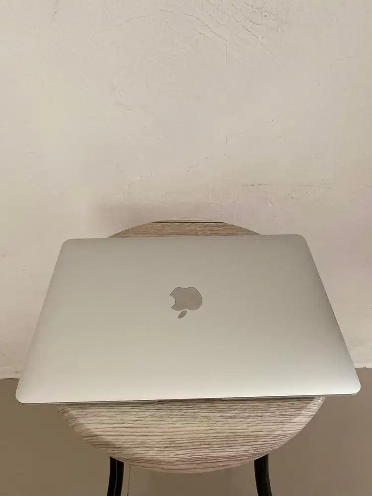 Macbook Retina 2016 RAM 8 SSD 512GB slim