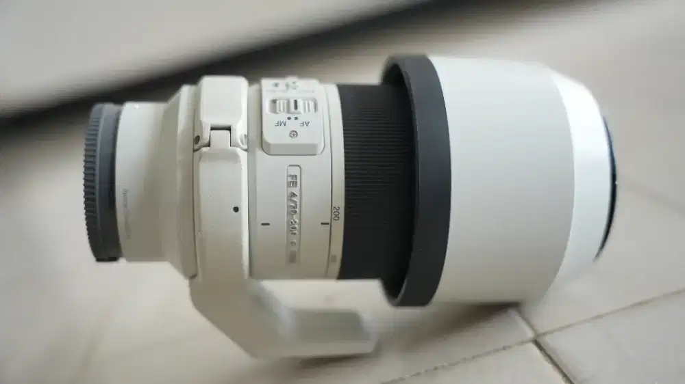 Lensa Sony G OSS 70-200mm F/4