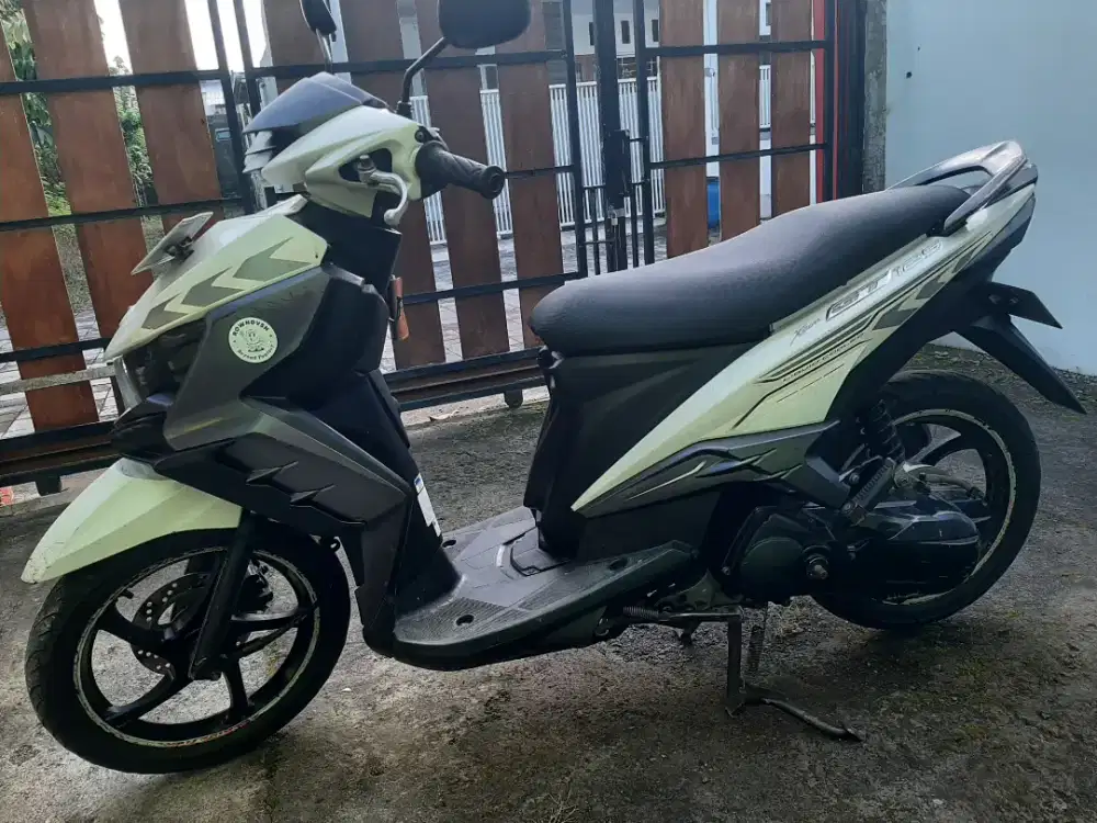 Dijual Cepat dan Murah Motor Yamaha Xeon 125cc