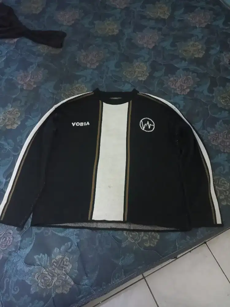 crewneck vobia size L