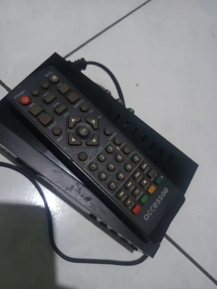 Dijual santai set top box merk access 80rb net