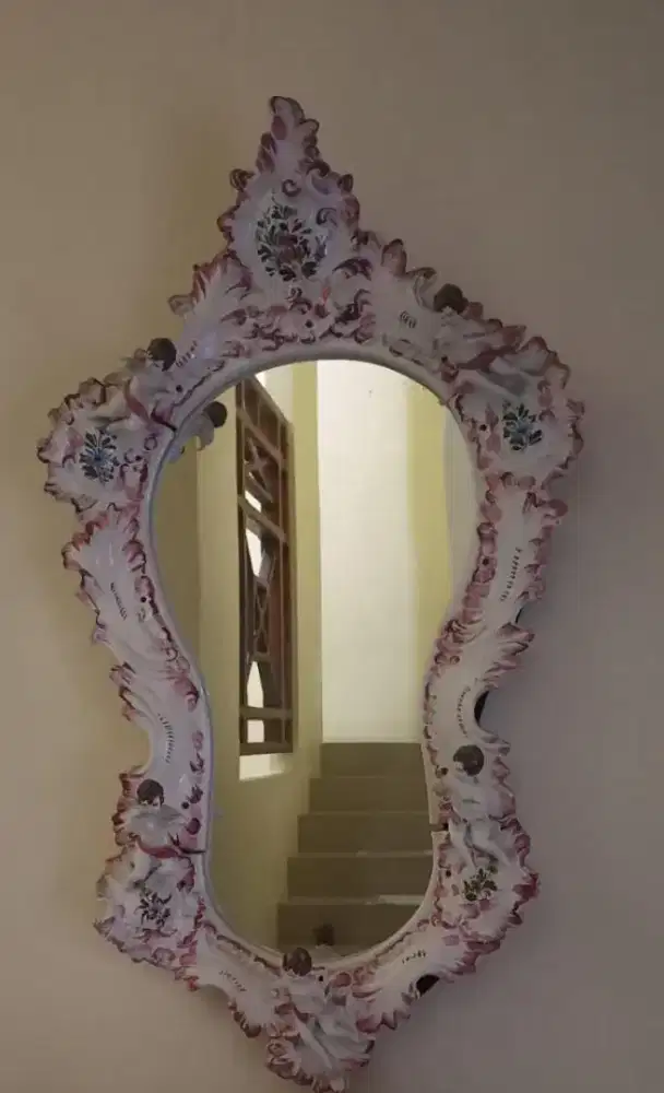 Di jual kaca rias model antik