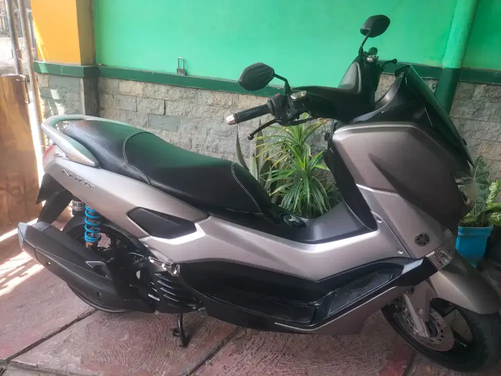 Nmax tahun 2017 pemakaian plat M mulus bisa TT lain