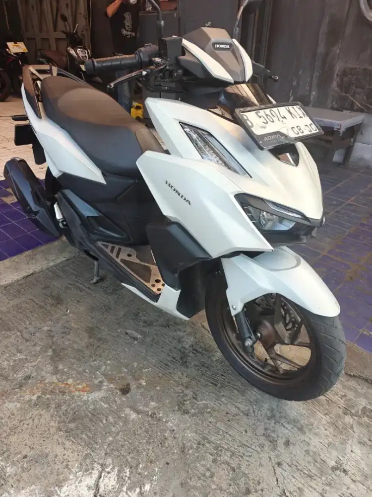 Vario 160 cbs 2025 dp 1jt km 5rb kix odea
